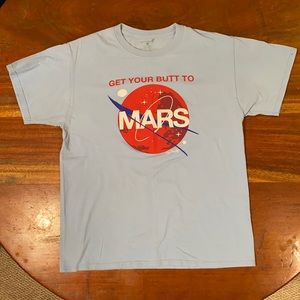 Buzz Aldrin’s “Get Your Butt to Mars” Shirt.